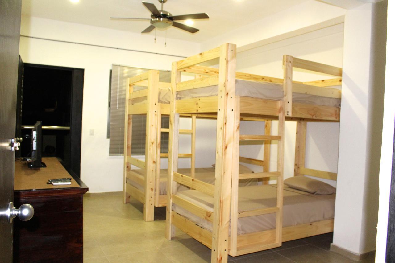קנקון The Mermaid Hostel Beach (Adults Only) מראה חיצוני תמונה