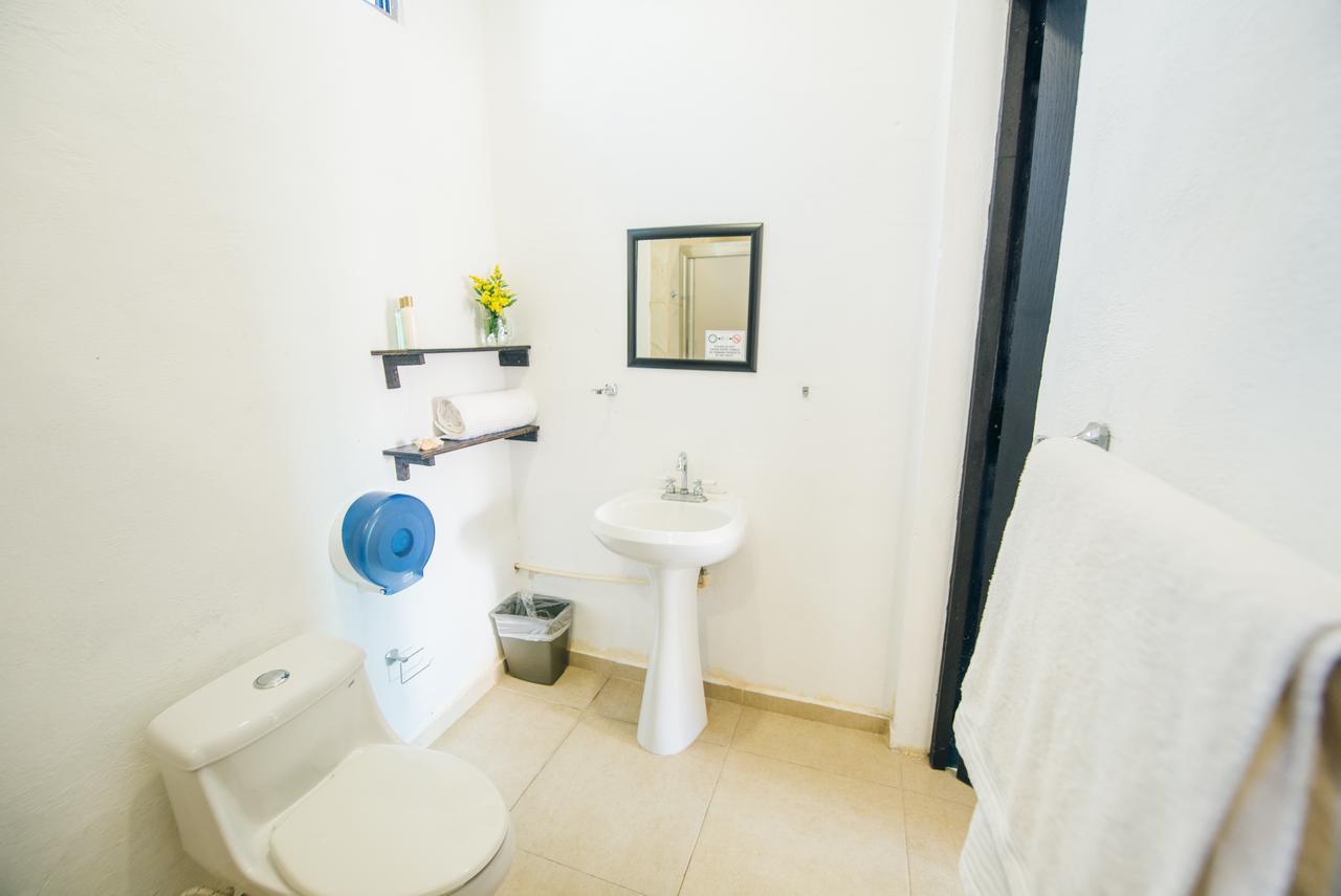 קנקון The Mermaid Hostel Beach (Adults Only) מראה חיצוני תמונה